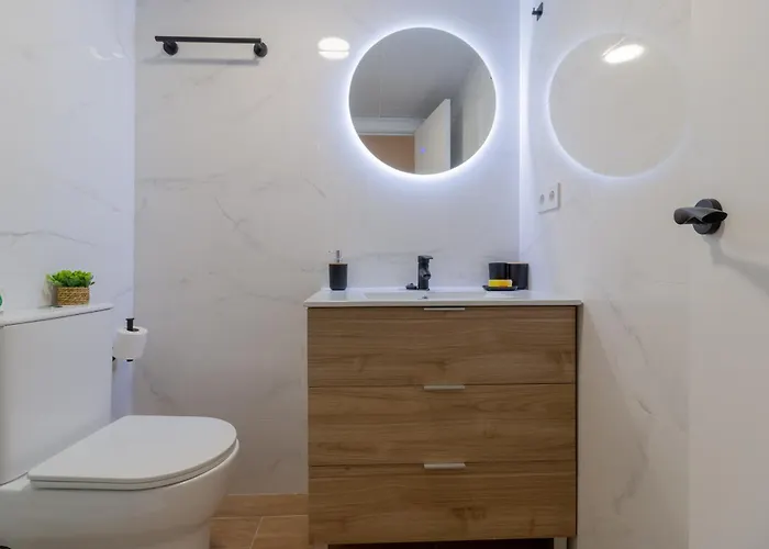 Apto Ramirez De Arellano *