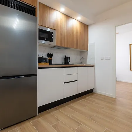 Apto Ramirez De Arellano